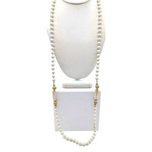 Basic Beige Beaded Vintage Necklace in Off White and Taupe Lucite Beads